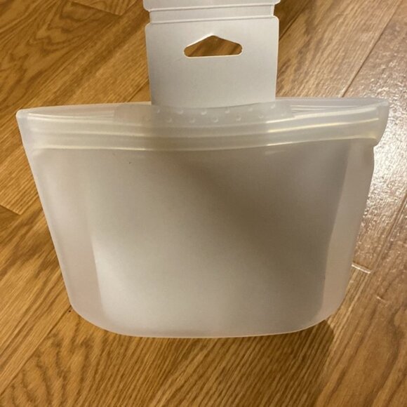 PYREX Star Wars Reusable Platinum Silicone Storage Bag - Sandwich Size (New) - Picture 9 of 12